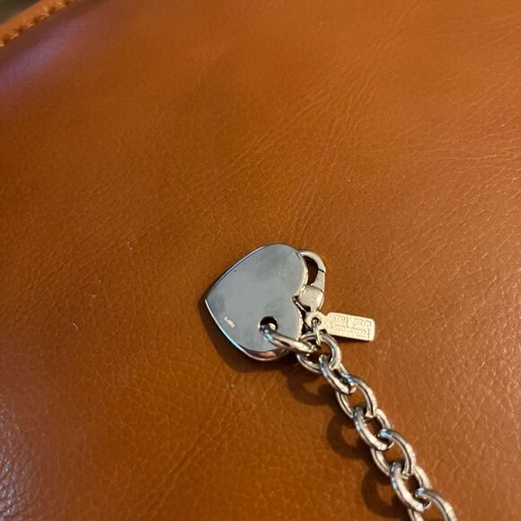 Salvatore Ferragamo silver heart chunky bracelet - Picture 4 of 6